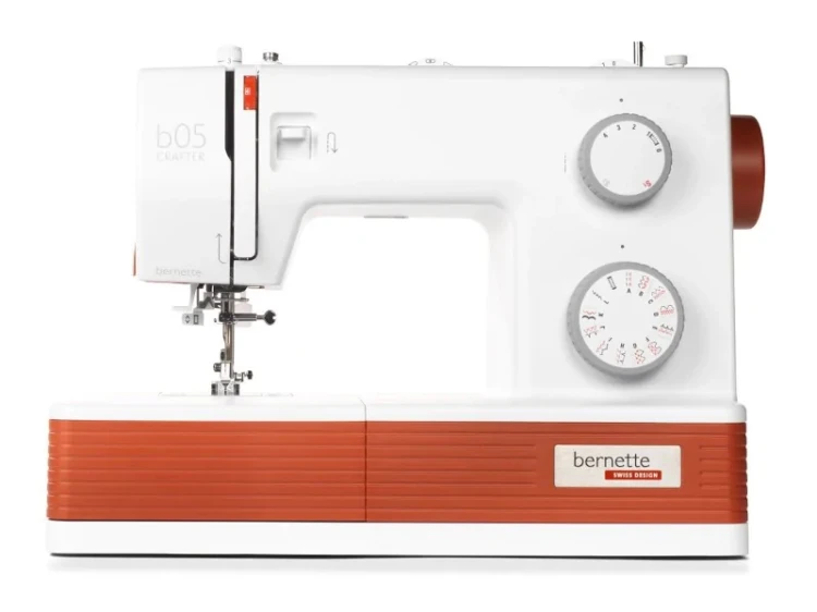 maszyna-do-szycia-bernette-05-crafter-heavy-duty.webp