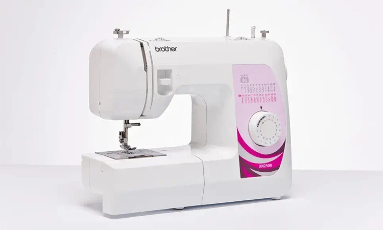 brother-xn2500-mechaniczna-maszyna-do-szycia.webp