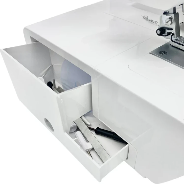 overlok-minerva-smartlock-350-stabilna-konstrukcja-i-latwa-obsluga.webp