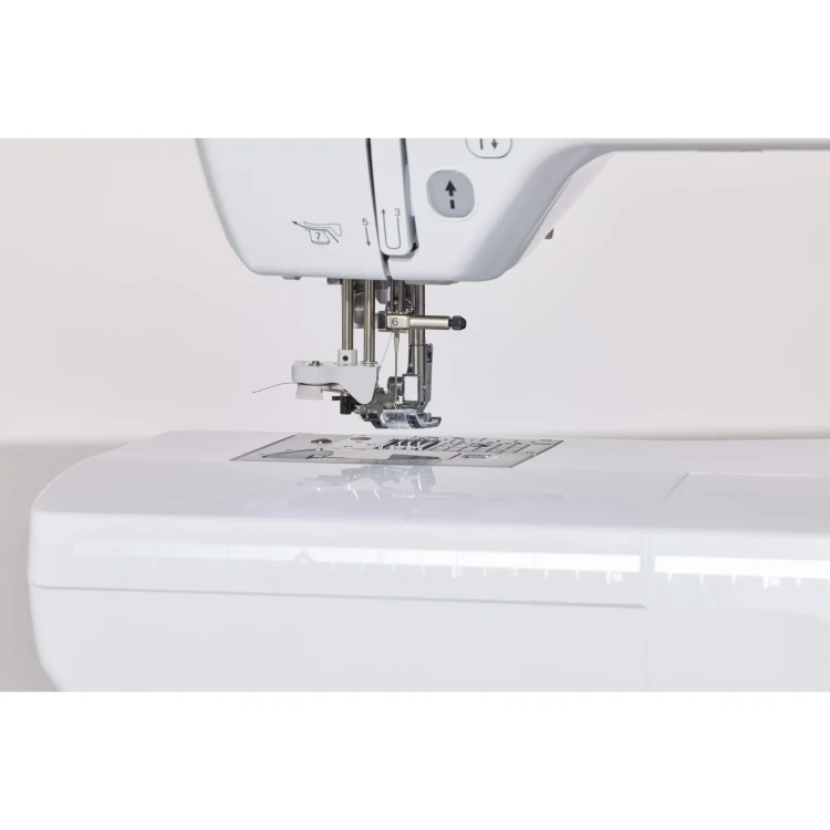 maszyna-do-szycia-brother-f560-my-custom-stitch-tworzenie-wlasnych-sciegow.webp