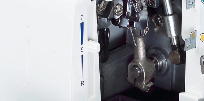 owerlok-minerva-m840ds-panel-sterowania.jpg